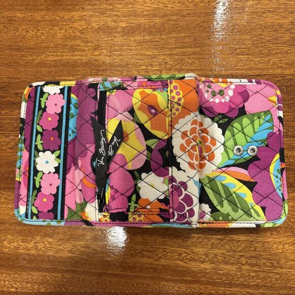 Vera Bradley Wallet Womens Trifold Clutch Quilted Floral ID Coin Purse Organizer - Picture 5 of 8